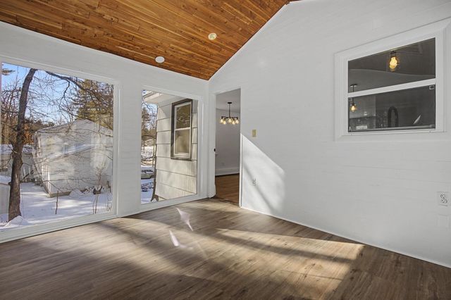 12 Davis Road, Merrimack, NH 03054