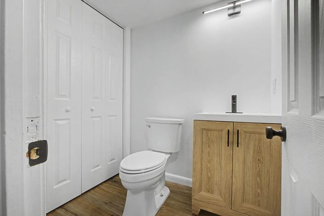 12 Davis Road, Merrimack, NH 03054