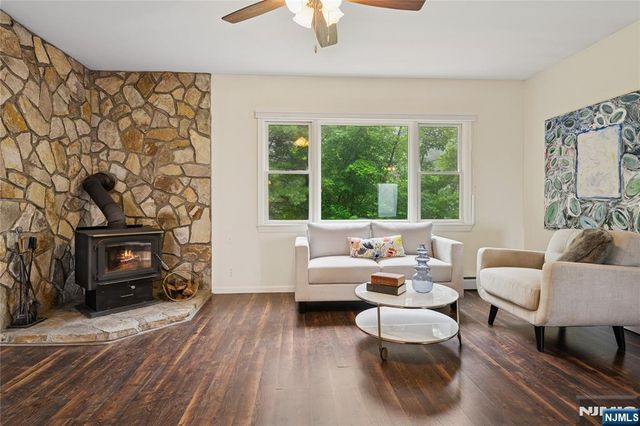 42 Witte Road, West Milford, NJ 07421