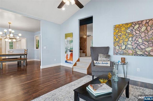 42 Witte Road, West Milford, NJ 07421