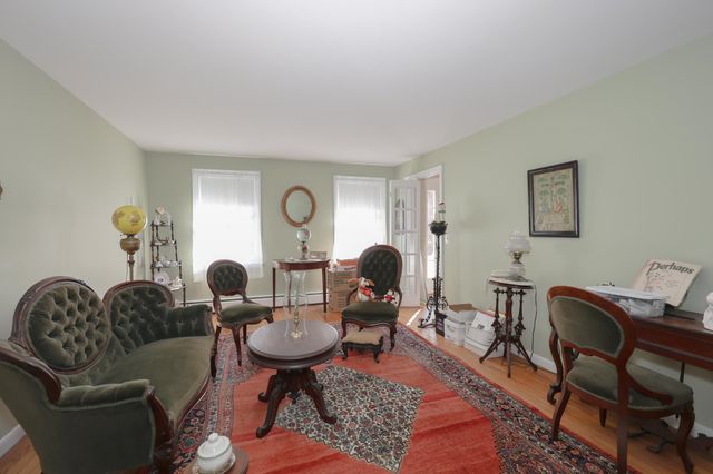 21 Todd Road, Nashua, NH 03064