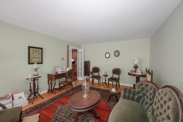 21 Todd Road, Nashua, NH 03064