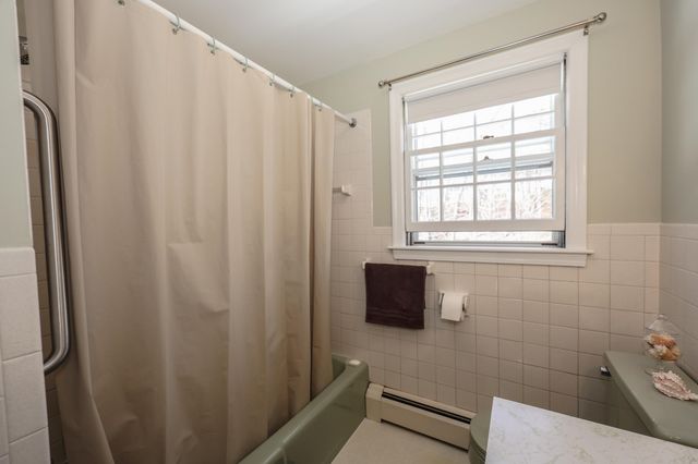 21 Todd Road, Nashua, NH 03064