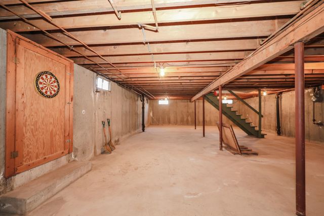 21 Todd Road, Nashua, NH 03064