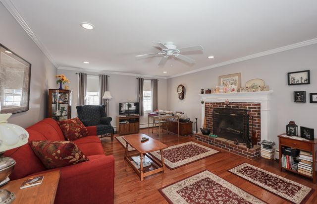 21 Todd Road, Nashua, NH 03064