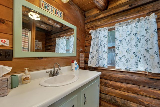 109 Mountain View Road, Campton, NH 03223