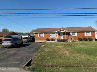 1520 Hillview Blvd, Louisville, KY 40229