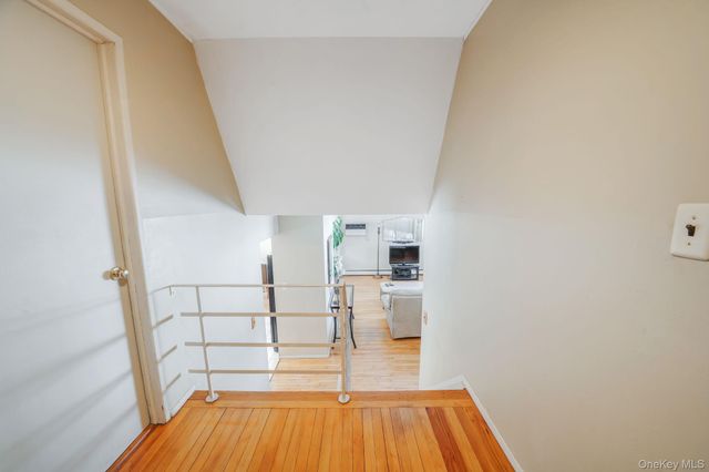 24 Kings Park Road, Commack, NY 11725