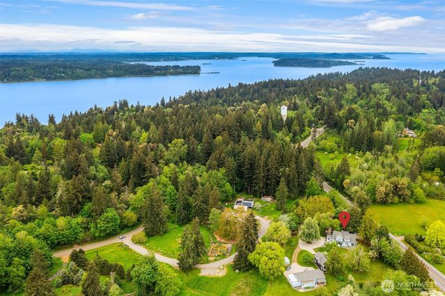 13437 Vashon Highway SW, Vashon, WA 98070