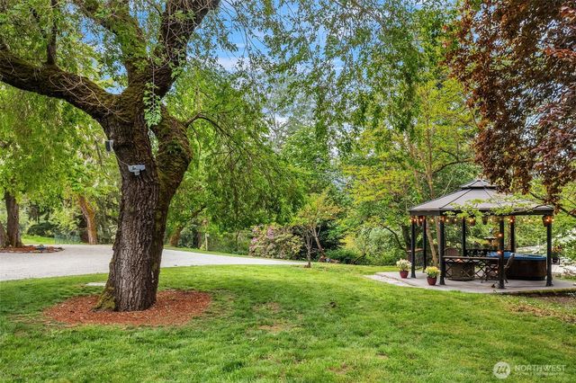 13437 Vashon Highway SW, Vashon, WA 98070