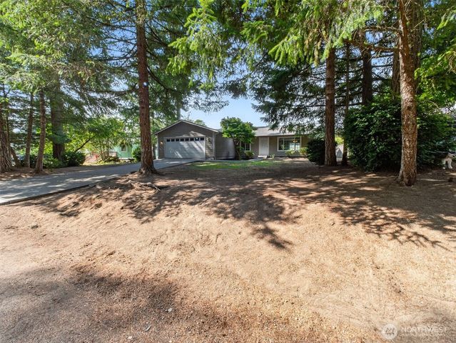 2106 Lake Drive SW, Lakebay, WA 98349