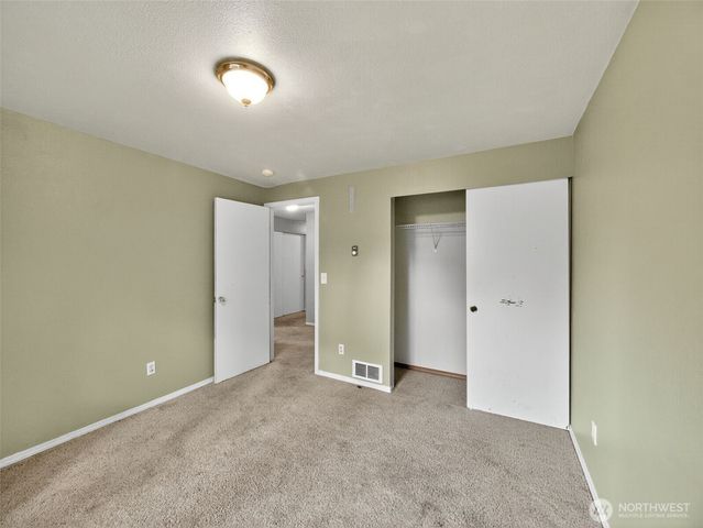 2106 Lake Drive SW, Lakebay, WA 98349