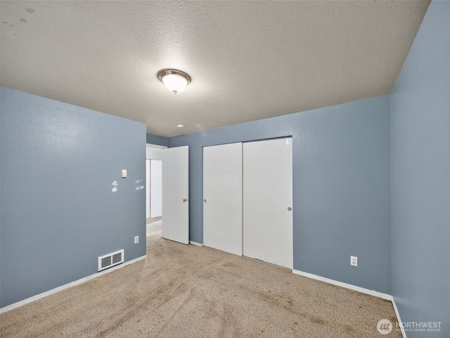 2106 Lake Drive SW, Lakebay, WA 98349