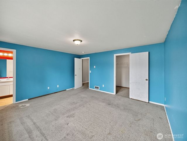 2106 Lake Drive SW, Lakebay, WA 98349