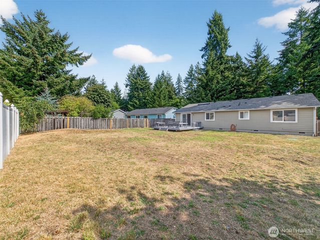 2106 Lake Drive SW, Lakebay, WA 98349