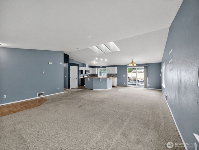 2106 Lake Drive SW, Lakebay, WA 98349