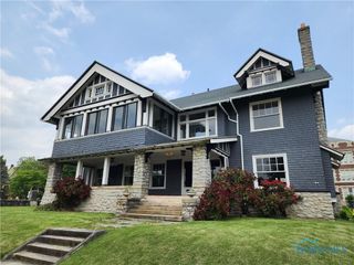 424 Winthrop Street, Toledo, OH 43620