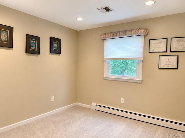 12 Spur Drive, Nanuet, NY 10954