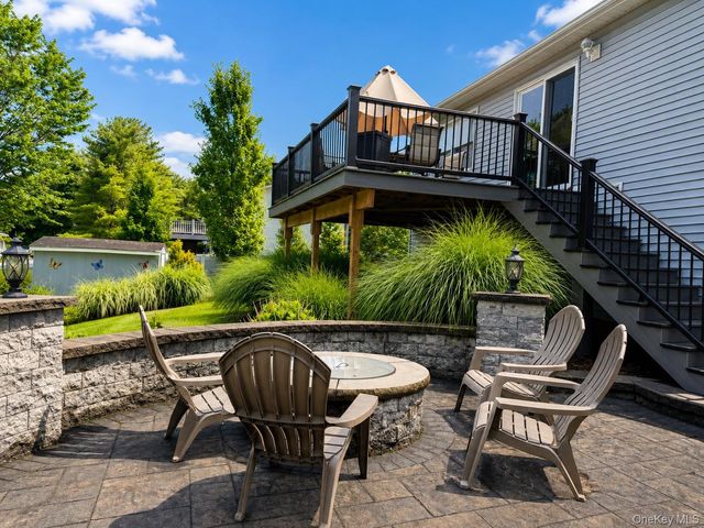 12 Spur Drive, Nanuet, NY 10954