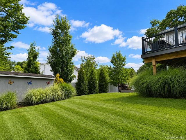 12 Spur Drive, Nanuet, NY 10954