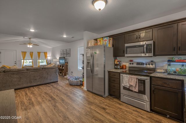 1212 E 2nd Street, Joplin, MO 64801