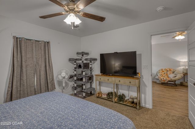 1212 E 2nd Street, Joplin, MO 64801