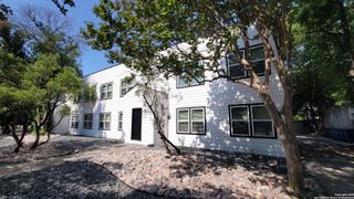 503 W Kings Hwy Apt 204, San Antonio, TX 78212