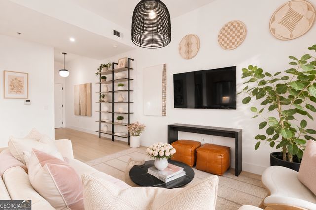 567 Ponce De Leon Avenue 605, Atlanta, GA 30308