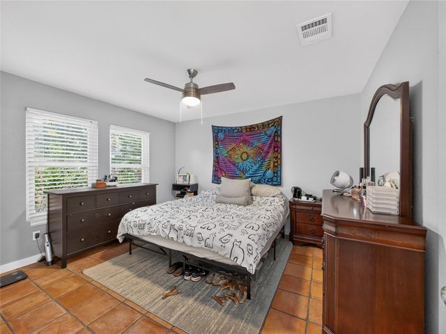 101 Texas Ash CV, Manchaca, TX 78652