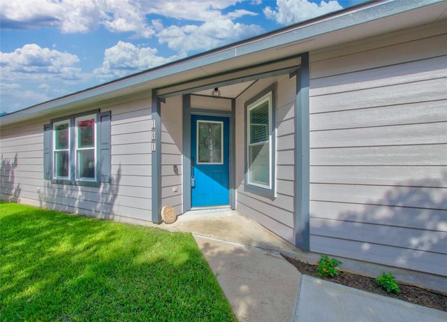 101 Texas Ash CV, Manchaca, TX 78652