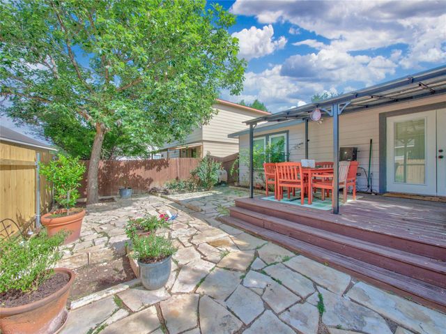 101 Texas Ash CV, Manchaca, TX 78652