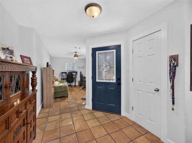 101 Texas Ash CV, Manchaca, TX 78652