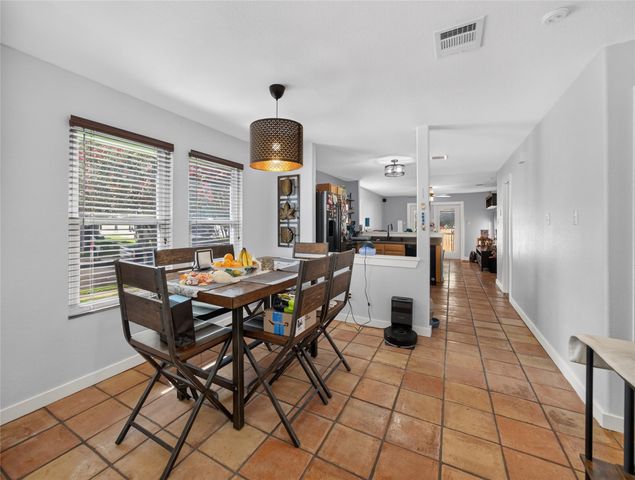 101 Texas Ash CV, Manchaca, TX 78652