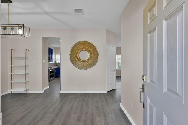 11323 Creekway Bend Drive, Humble, TX 77396