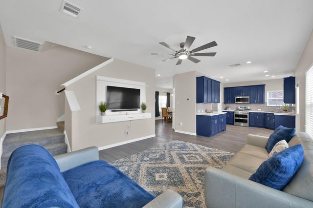 11323 Creekway Bend Drive, Humble, TX 77396