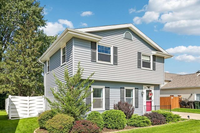 8504 Westbrook DRIVE, Sturtevant, WI 53177