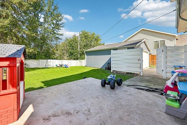 8504 Westbrook DRIVE, Sturtevant, WI 53177