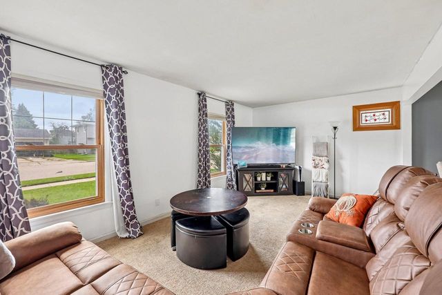 8504 Westbrook DRIVE, Sturtevant, WI 53177