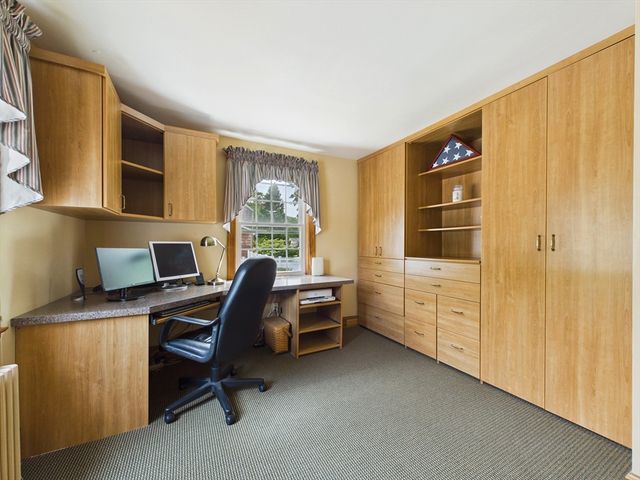 12 S Douglas St, Rockland, MA 02370