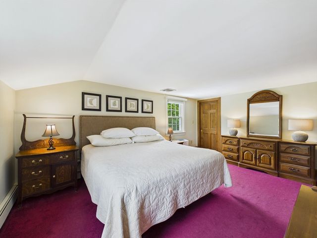 12 S Douglas St, Rockland, MA 02370