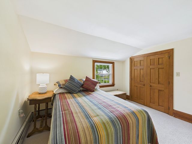 12 S Douglas St, Rockland, MA 02370