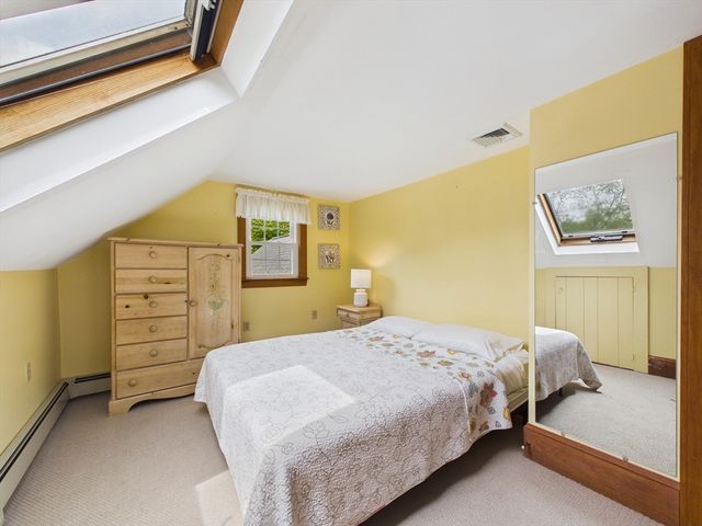 12 S Douglas St, Rockland, MA 02370