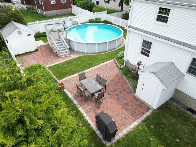 12 S Douglas St, Rockland, MA 02370