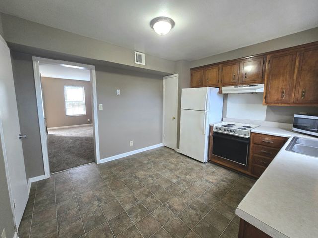 291 Northridge Dr Apt 3, Clarksville, TN 37042