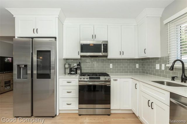 606 Magnolia Avenue, Royal Oak, MI 48073