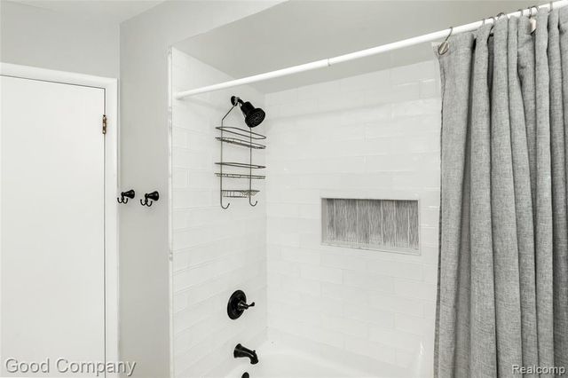 606 Magnolia Avenue, Royal Oak, MI 48073