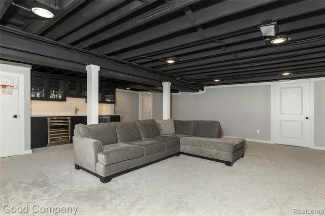 606 Magnolia Avenue, Royal Oak, MI 48073