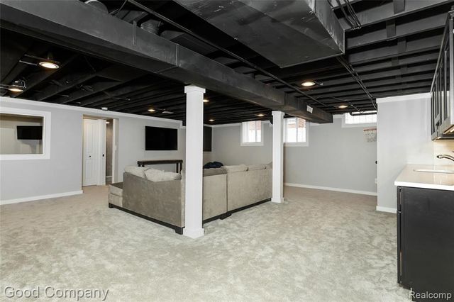 606 Magnolia Avenue, Royal Oak, MI 48073