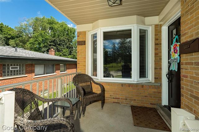 606 Magnolia Avenue, Royal Oak, MI 48073