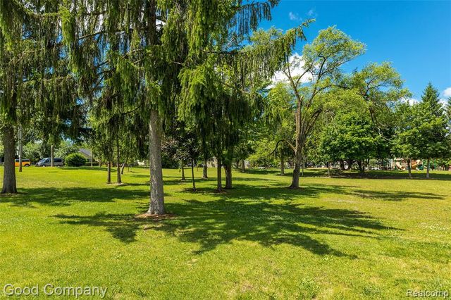 606 Magnolia Avenue, Royal Oak, MI 48073